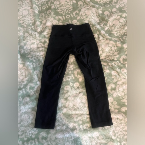 Lululemon capri leggings - Picture 1 of 6